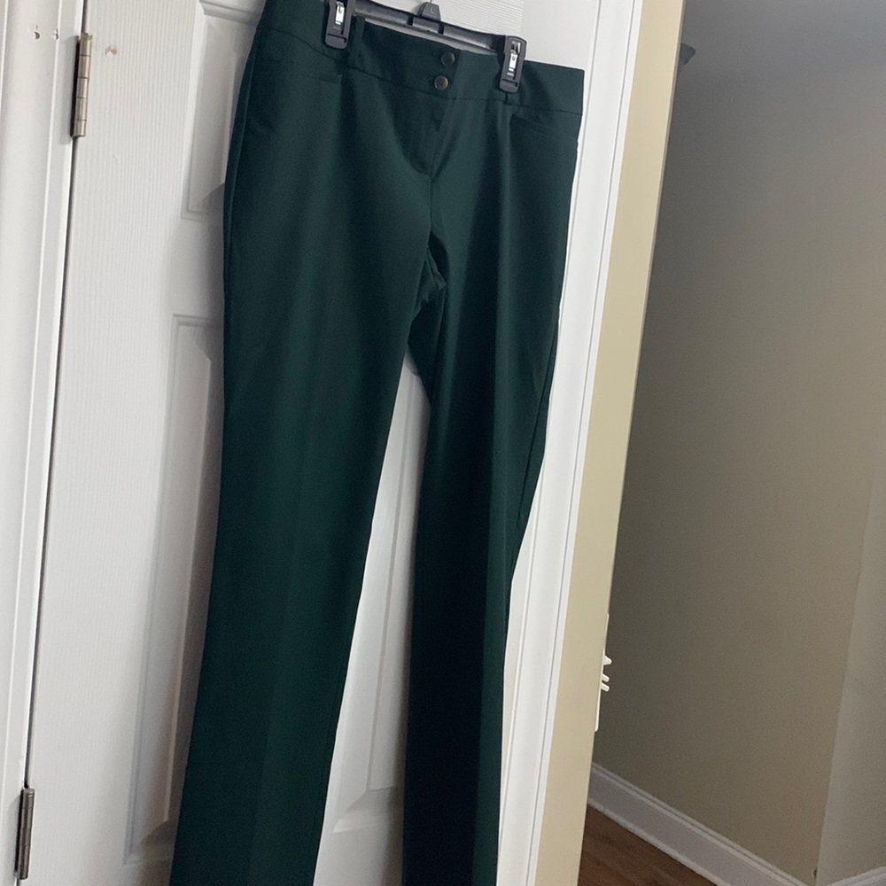 The Limited dress pants. Drew fit. Hunter green. Size 10